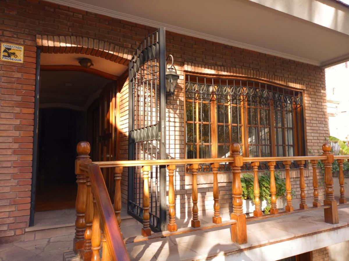 Casa Bravo Bed & Breakfast Mendoza Exterior photo